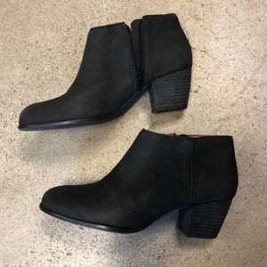 Lucky Brand black booties